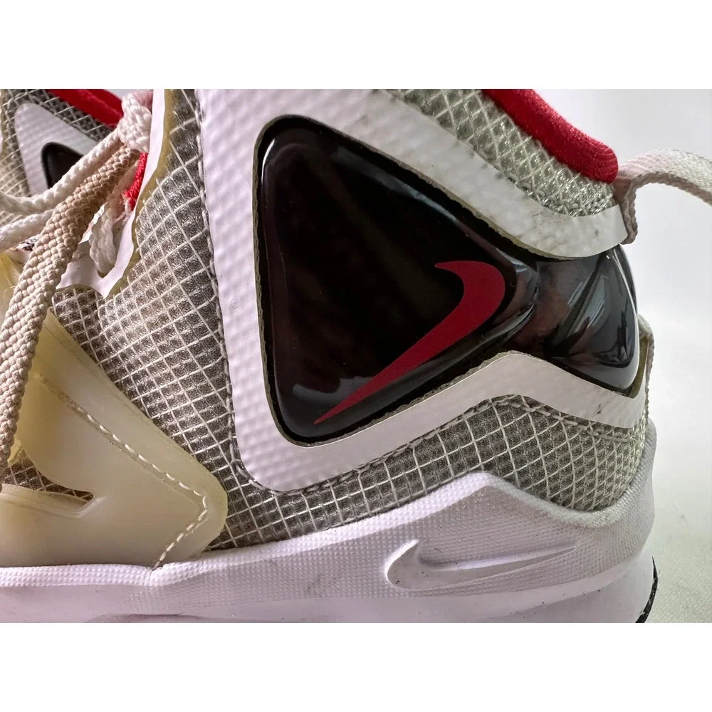 Nike LeBron 19 Sketch PS White Red Black Basketball Shoes‎ DD0421-101 Kids 1.5Y
